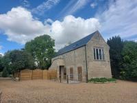 Luxury Victorian Hayloft barn self contained - Ferienwohnung South Witham