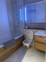M1 City Centre 3 Bed 3 Bath Luxe Penthouse - Ferienwohnung