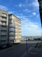Résidence Aosta - Appartement à moins de 100m de la plage - B&B Koksijde