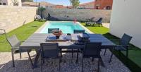 B&B Rivesaltes - Appart tout neuf + piscine - Bed and Breakfast Rivesaltes