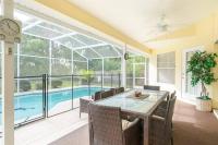 Luxury villa close to city yet very serene/private - B&B Kissimmee