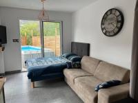 Aux Studio sous les oliviers Netflix et Prime vidéo - B&B Contes