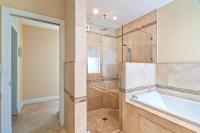 #1 Fort Lauderdale House - Heated Salt Water Pool - Private Oasis-Updated Gorgeous 3BR 3BA - Las Olas - Ferienwohnung Fort Lauderdale