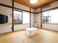 Japanese-Style Room