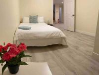 Westside Pool Home-8 min to Downtown, Yard Parking - Chambres d’hôtes Vancouver