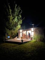 Domki Skandynawskie nad Pilicą, Duży Domek - B&B