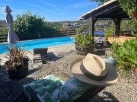 Domaine de Chanteperdrix - B&B Rosières