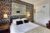 Classic Double Room with Shower