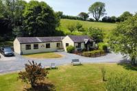 Cowslip Cottage Serenity with Jacuzzi - B&B Saundersfoot