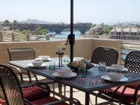 B&B Lake Havasu City - Its A Kings View - Bed and Breakfast Lake Havasu City