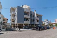 Apto bem localizado a 500mts da praia RHI206 - Ferienwohnung Florianópolis