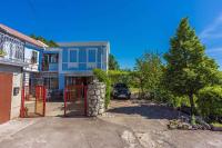 Holiday home in Grizane 43091 - Bed and Breakfast