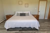 Kamer met Kingsize Bed en Uitzicht op de Bergen