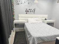 B&B Brampton - Private, Secure, Immaculate & Cozy Room - Bed and Breakfast Brampton