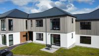 The Peaks Three Bed Apartment - B&B