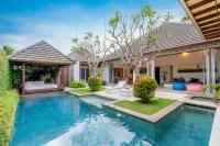 Villa Becca 4 Bedroom at Seminyak near to the Beach - B&B