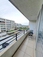 Comodo Dpto. 4to piso - 2P/2B Excelente Conectividad/Buen Sector - Brisas Del Sol - Bed and Breakfast