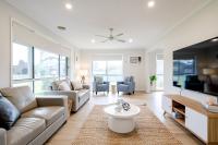 B&B Clifton Springs - Villa Di Mare - 230m to shops! - Bed and Breakfast Clifton Springs