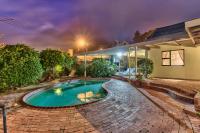 Self Check In, Killer Views, Pool, Back up Power, Pool Table - Chambres d’hôtes Le Cap