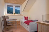 Apartment mit Balkon