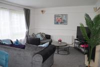 B&B Stafford - Superb 3 Bedroom flat in Stafford - Bed and Breakfast Stafford