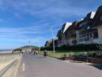 B&B Cabourg - Duplex mer F2 BOX TV Fibre velos - Bed and Breakfast Cabourg