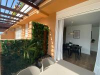 Apartment mit Balkon