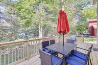 B&B Tobyhanna - Pennsylvania Retreat with Game Room and Deck! - Bed and Breakfast Tobyhanna