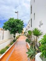 Océano Azul luminoso 50 metros del mar en centro - B&B Corralejo