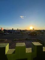 Apartamento completo ao lado praça dos girassóis - B&B