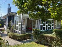 B&B Havelock North - HPG Villa formerly known as Pipi Hotel - Bed and Breakfast Havelock North