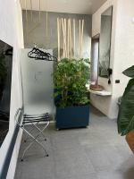 Kamer met Kingsize Bed en Uitzicht op het Zwembad