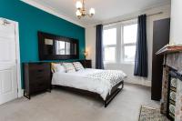 B&B Low Team - Saltwell Oasis: 5-Bed Delight - Bed and Breakfast Low Team