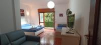 Camera Familiare con Vista Lago