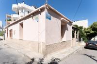 Joyful Secret Garden Residence Downtown by 8essentially - Chambres d'hôtes La Canée