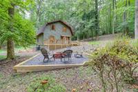 B&B Blue Ridge - Wooded Blue Ridge Cabin 2 Decks, Fire Pit! - Bed and Breakfast Blue Ridge