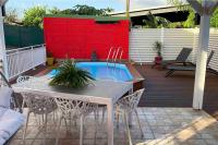 Appartement charmant à Les Abymes avec piscine privée, 60m² - B&B Les Abymes