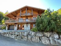 Chalet Balata - Charming chalet with hot tub and views - B&B La Côte-d'Arbroz