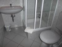 Chambre Simple avec Salle de Bains