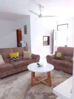 B&B Mombasa - Tabby's Staycation - Bed and Breakfast Mombasa