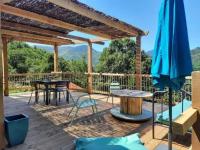 Ardèche Cottage Maison en Ardèche à Thuyets Pont du Diable, avec Terrasse avec vue - Ferienwohnung Thueyts