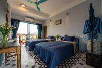 Zweibettzimmer mit Balkon