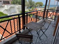 Salty Breeze #Hosted by DoorMat - B&B Néoi Epivátes