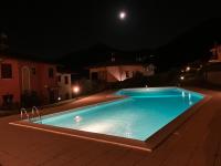 HOST4U - Bella Vista Apartment - Lake View and Pool - Bed and Breakfast Riva di Solto