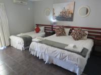 Deluxe Family Room with pool view