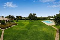 Apartment with Garden View