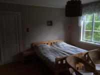 Vierbettzimmer mit Gemeinschaftsdusche