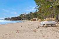 Peaceful Bruny Island Shack - B&B