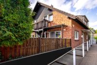 B&B Norderstedt - Pension Haus am Kohfurth - Bed and Breakfast Norderstedt