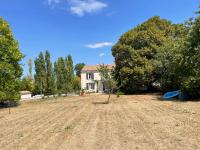 Un petit coin de paradis - Bed and Breakfast Benet